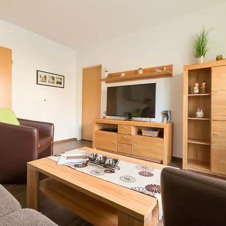 Apartment Ferienhus 8 *